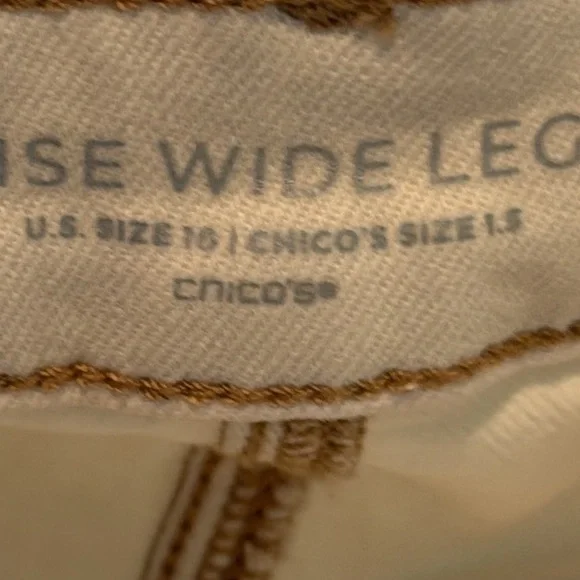 High Rise Wide Leg Cropped Cream Jeans  - Chico's (10/1.5 - Picture 15 of 15